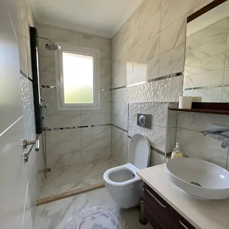 Ozel Havuzlu, Gurultuden Uzak, Luks Villa, Merkezi Konum Aydin
