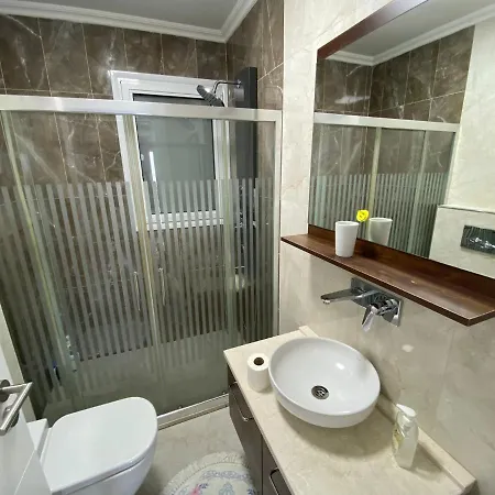 Ozel Havuzlu, Gurultuden Uzak, Luks Villa, Merkezi Konum Villa